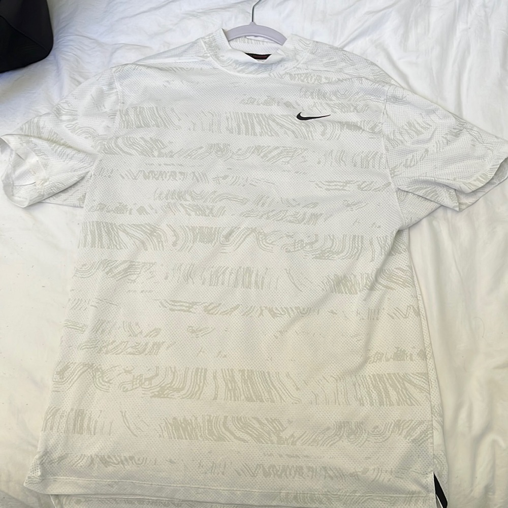 Tiger Woods Dri-Fit ADV Short Sleeve Mock Turtleneck - White